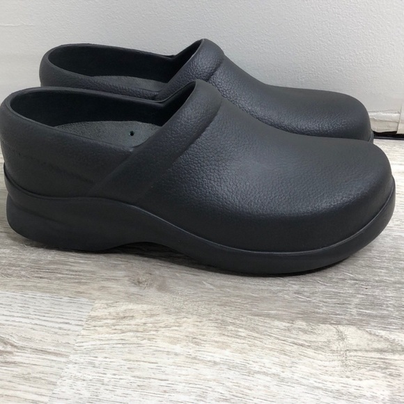 Klogs Bistro Rubber Slip-On Clog Platform Loafers - Picture 4 of 8